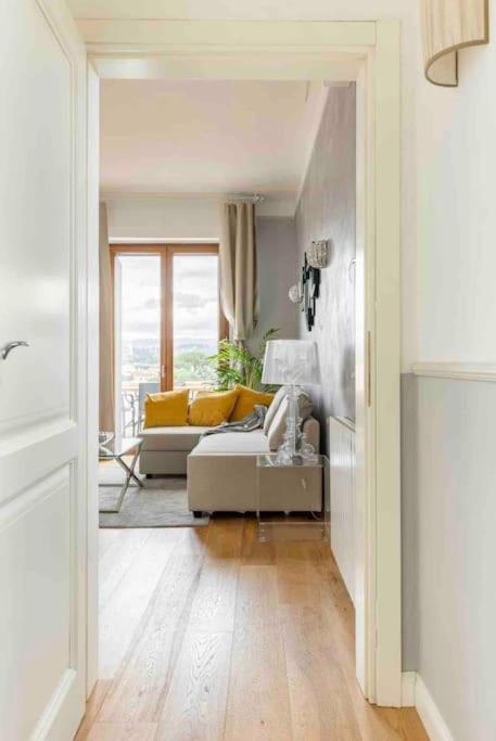 Apartment Penthouse With Private Terrace On Florence