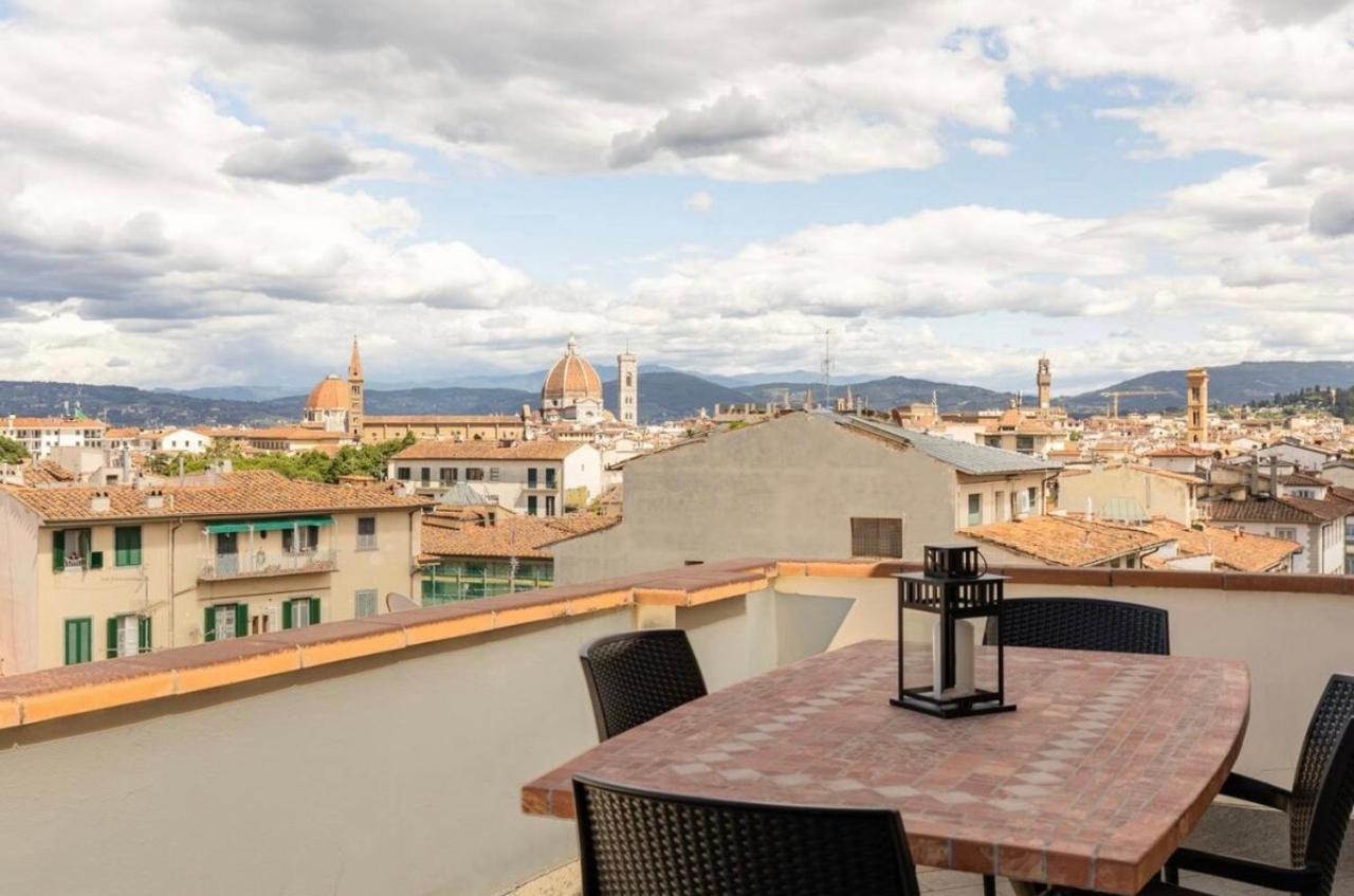 Apartment Penthouse With Private Terrace On *