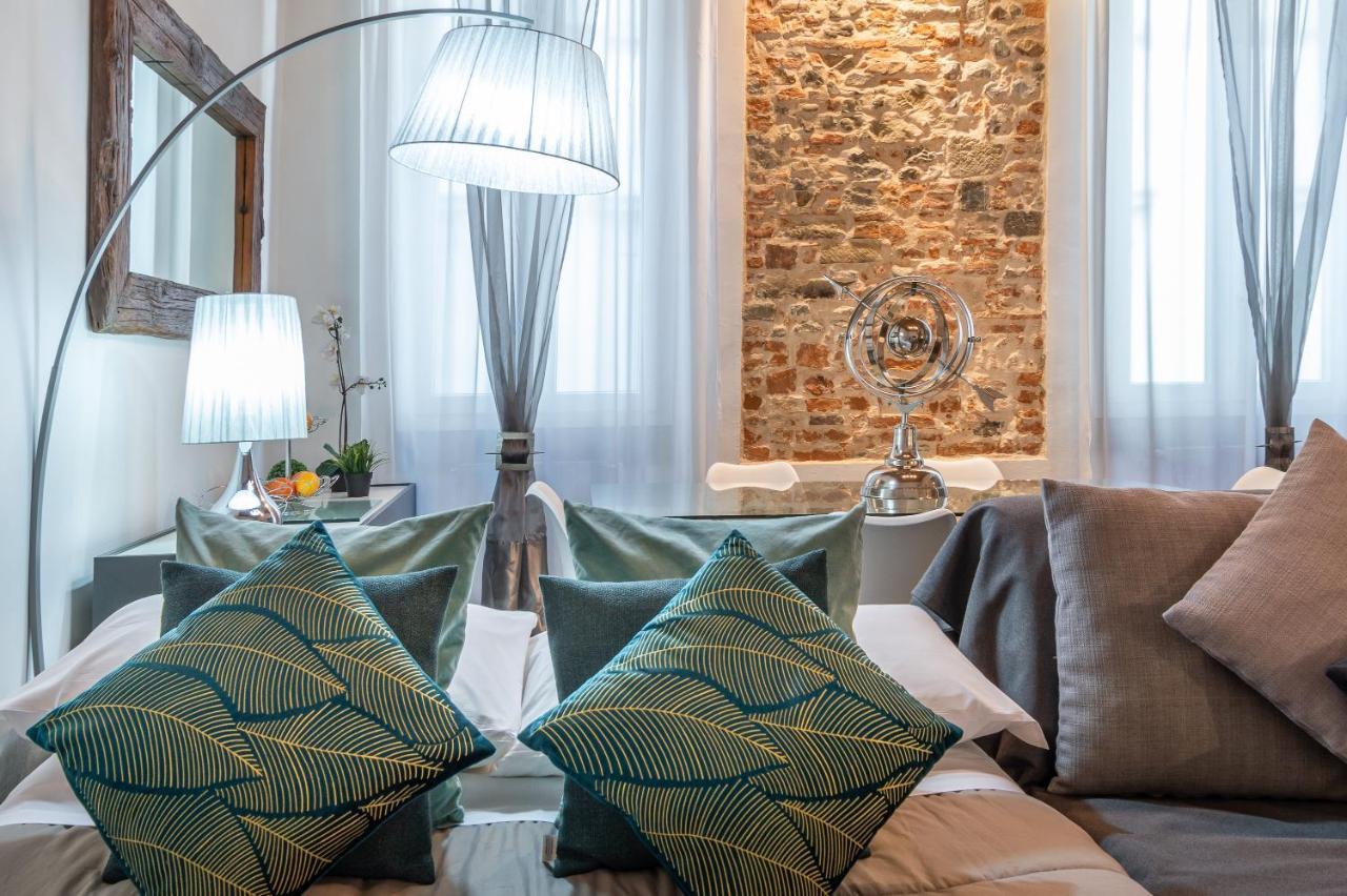 Appartement E Quindi Uscimmo A Riveder Le Stelle Florence