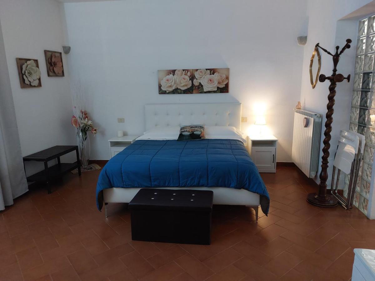 La Piccola Oasi Con Parcheggio Apartment *