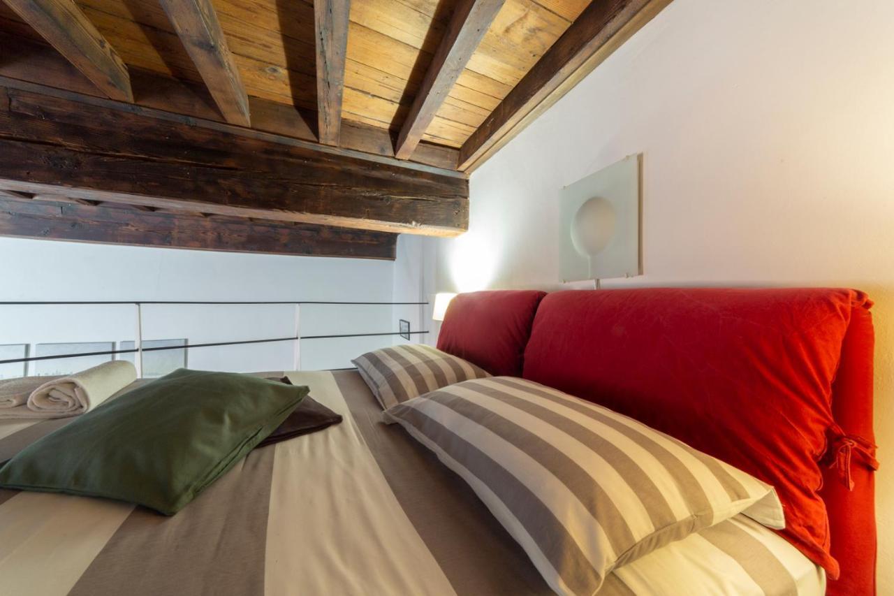 Guelfi Loft In A Historic Palace Appartement *