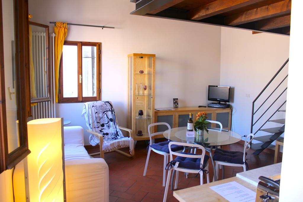 Mosca Apartment Florence