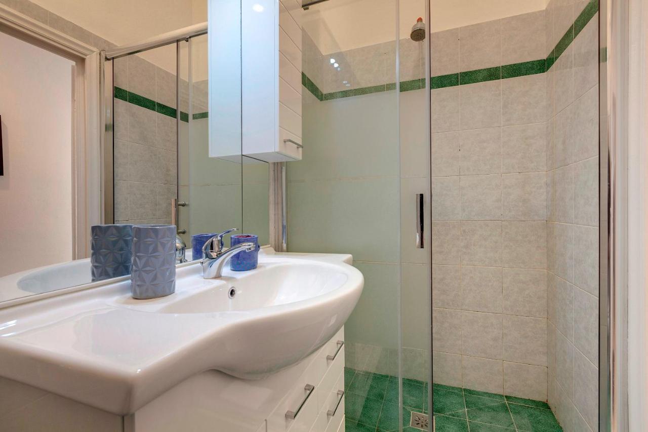 Greci 16 Iii Apartment *