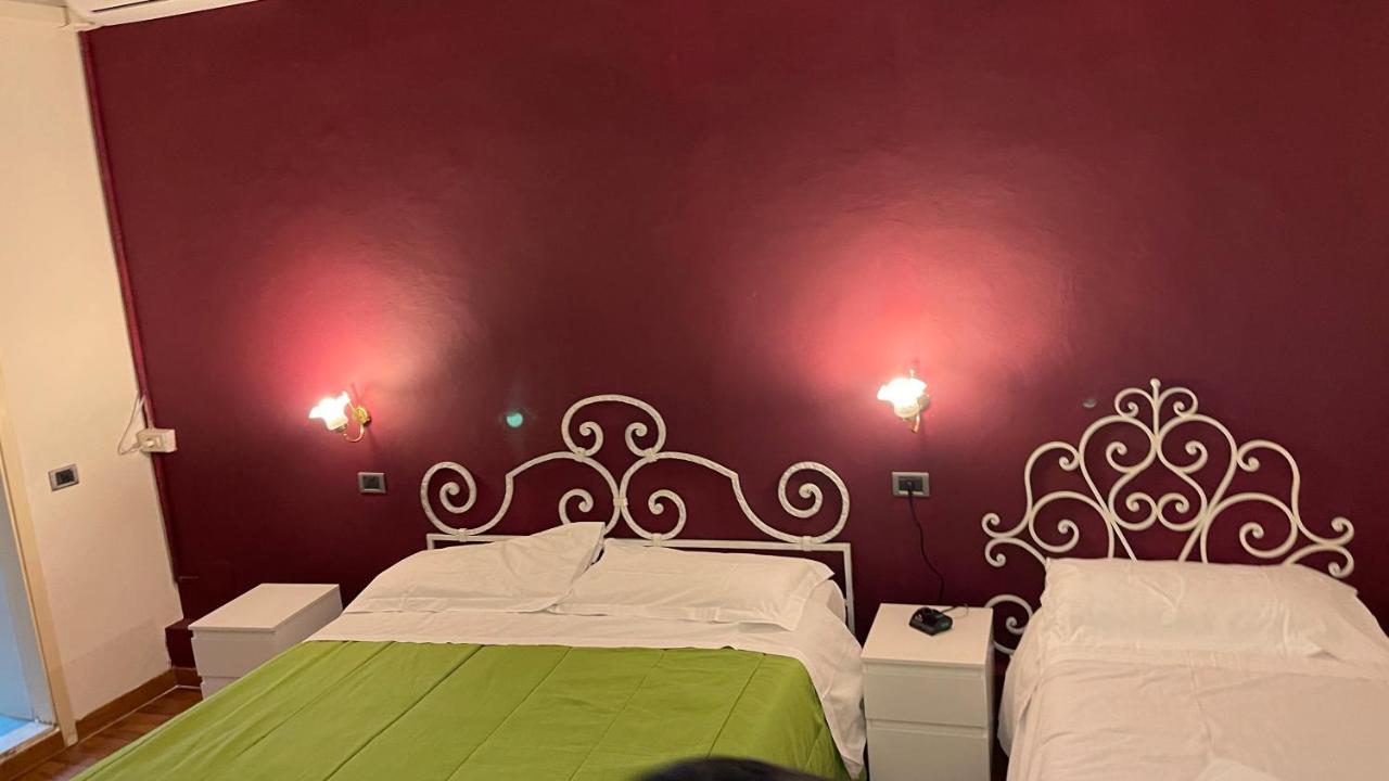 Hotel Piccolo Con Access Ztl !!! Nel Centro Storico Di !!! Florence