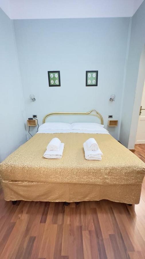 Piccolo Con Access Ztl !!! Nel Centro Storico Di !!! Hotel