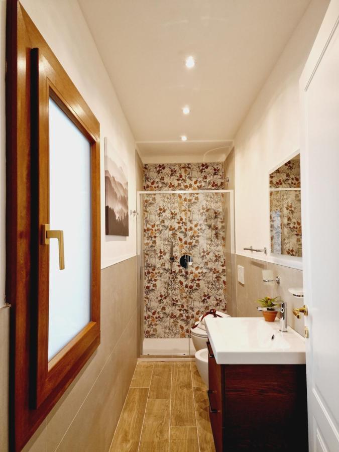 Messer Dario In Apartment Florence