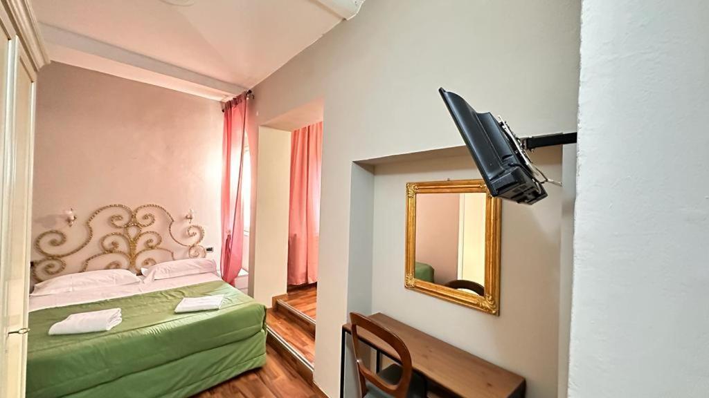 Piccolo Con Access Ztl !!! Nel Centro Storico Di !!! 2*