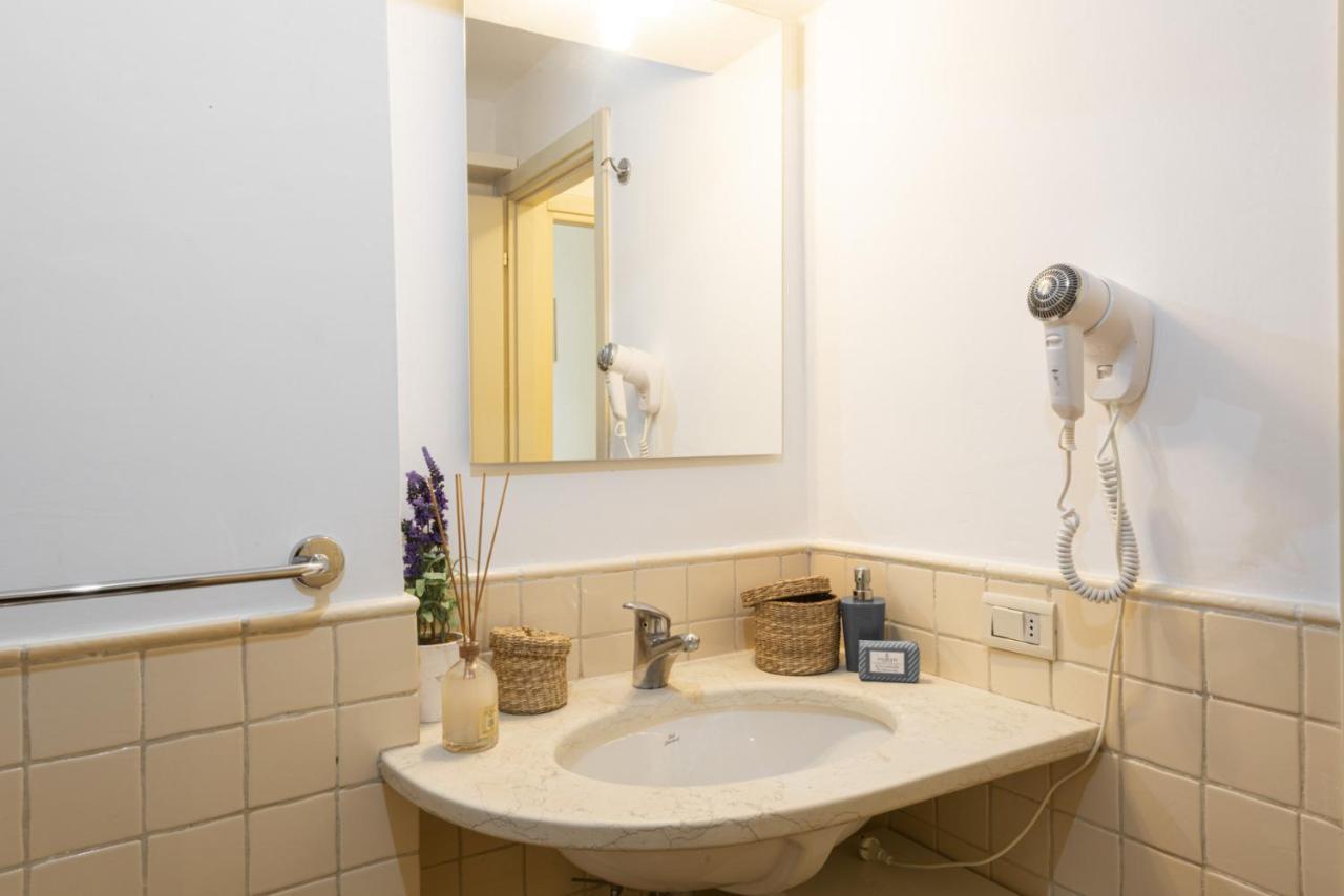 Florence- The Retreat Apartment