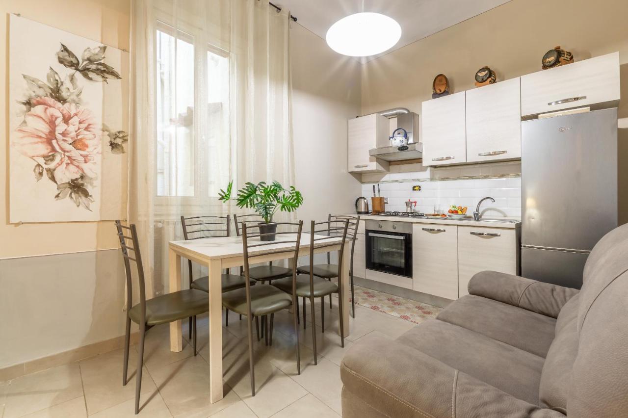 Pinzochere Artistic For Family Apartment