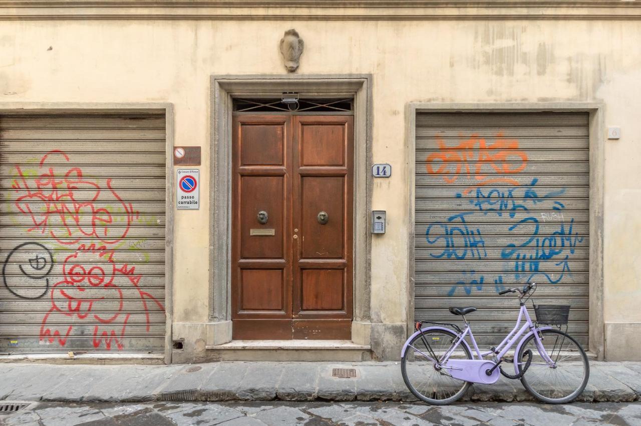 Pinzochere Artistic For Family Apartment Florence