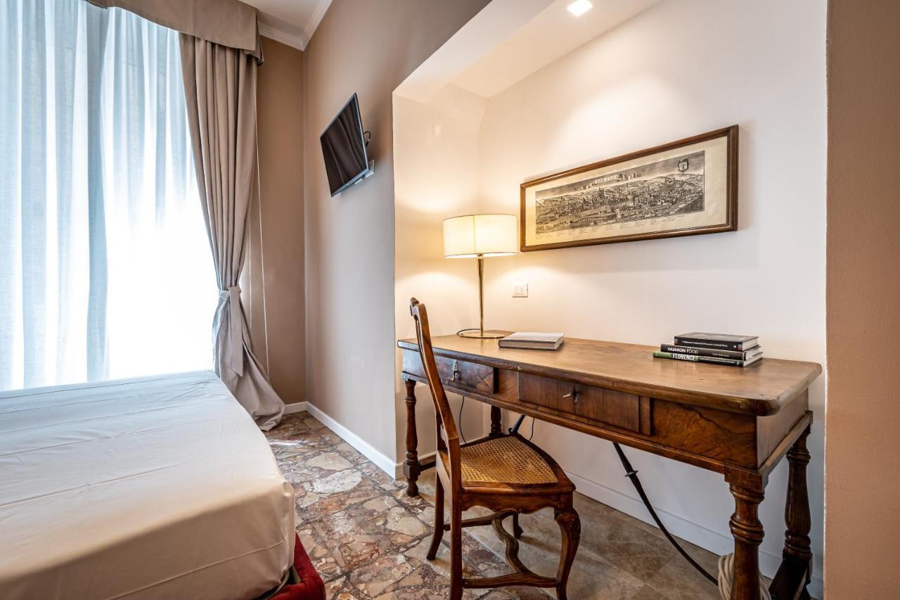 Cerretani Palace Luxury Couette-café 3*