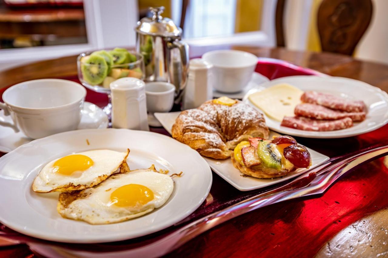 Cerretani Palace Luxury Couette-café 3*