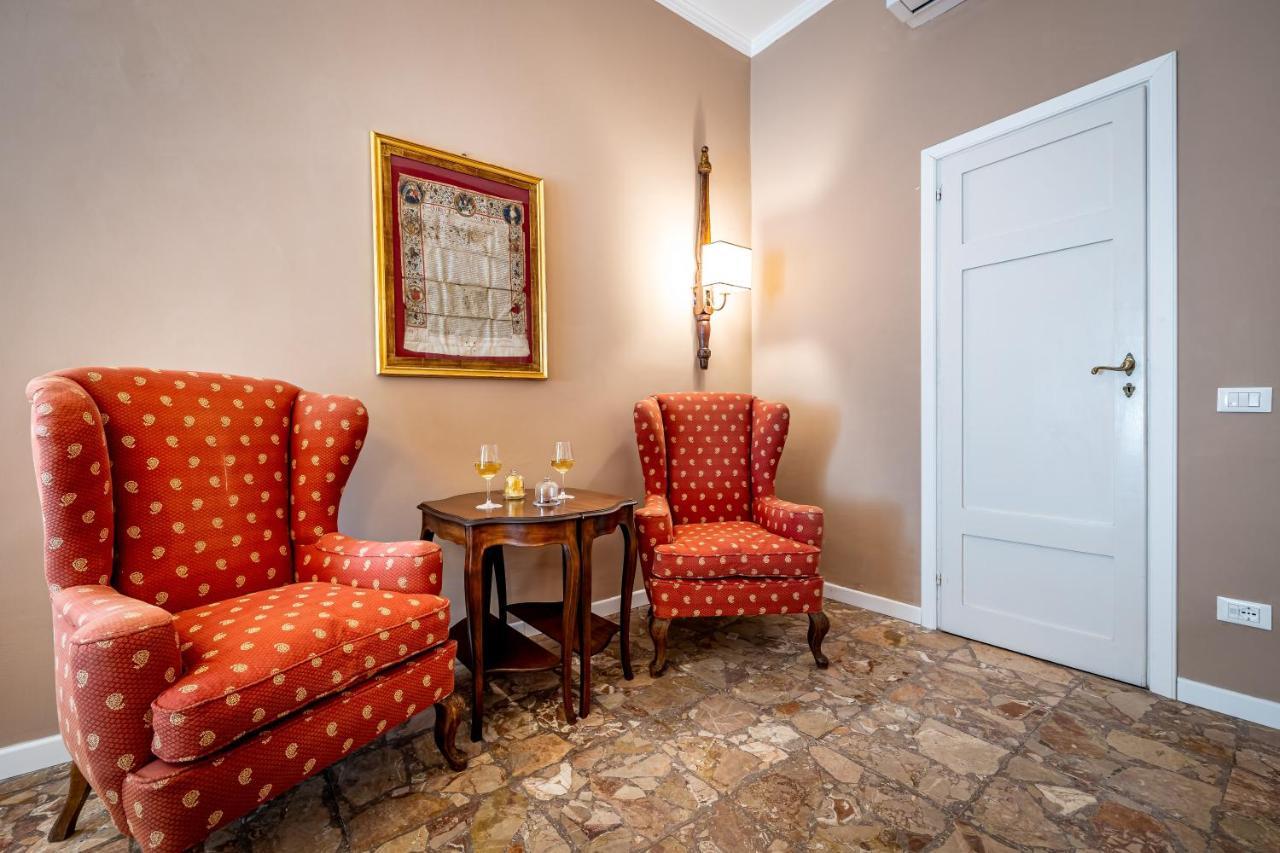 Cerretani Palace Luxury Couette-café