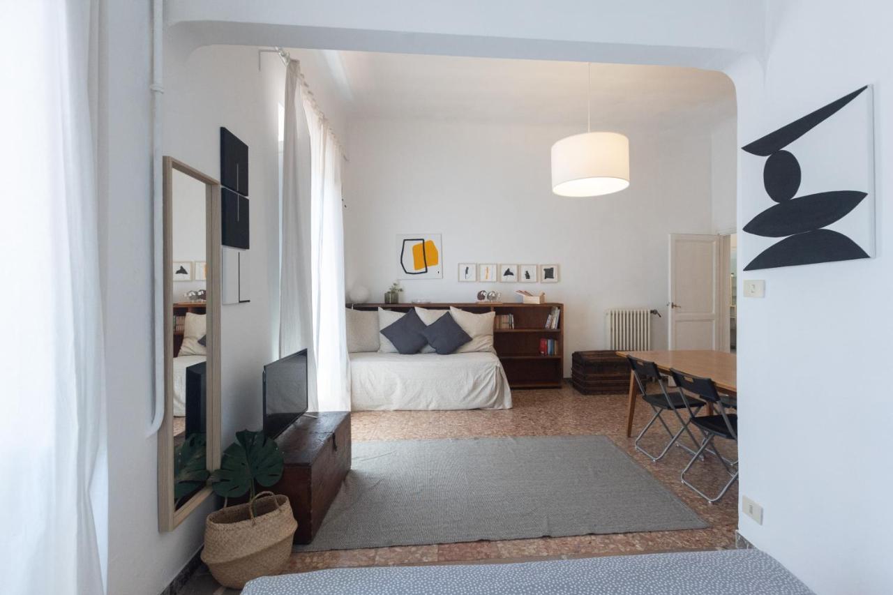 Appartement Farina 14 *