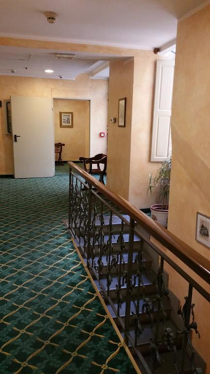 Hotel De Lanzi