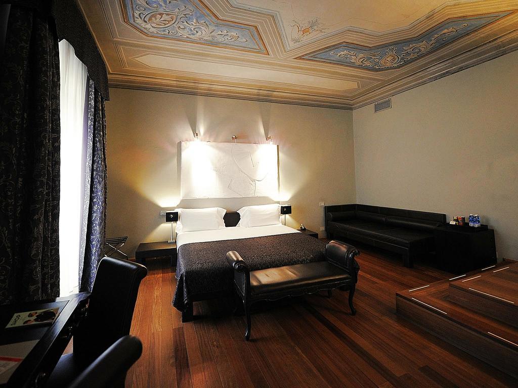 Borghese Palace Art Hotel 4*