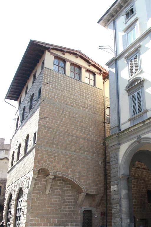 Della Seta