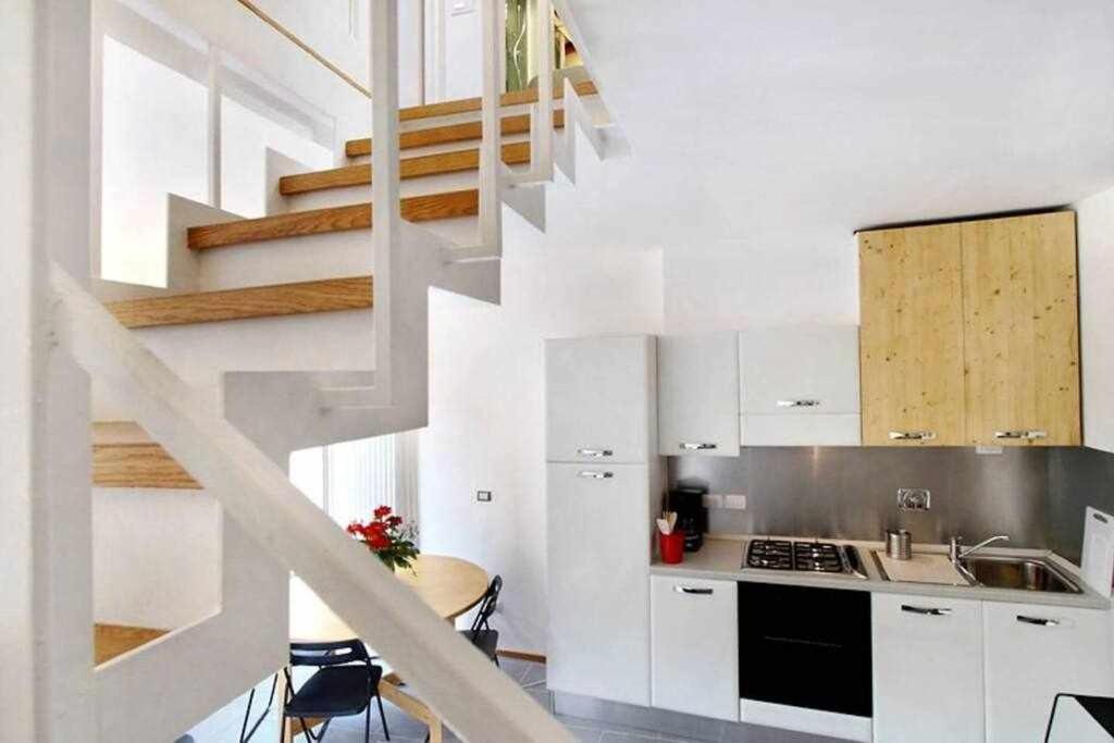 Apartment In Via Giuseppe Verdi