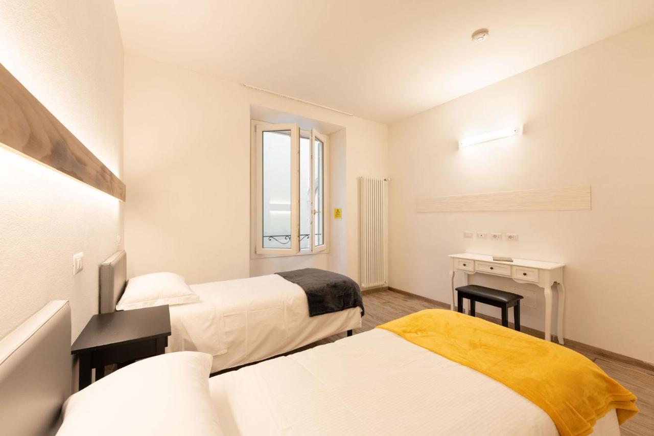 Istay - Zannetti * Florence