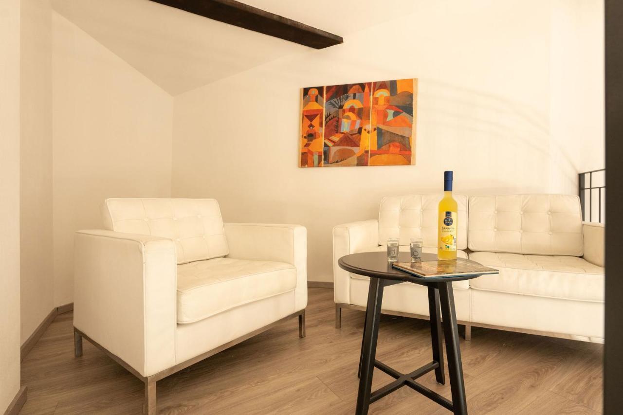 Istay - Zannetti Florence