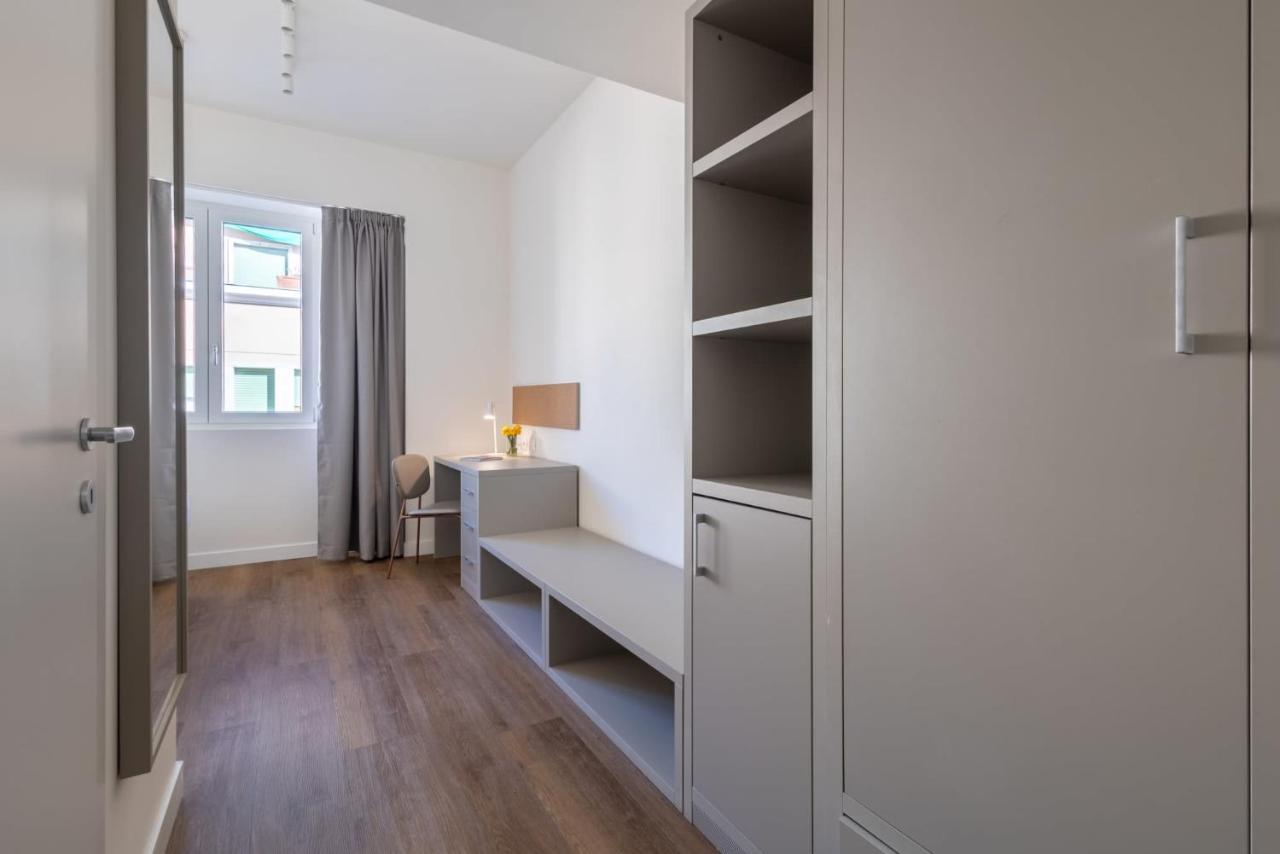 Auberge de jeunesse S4 *