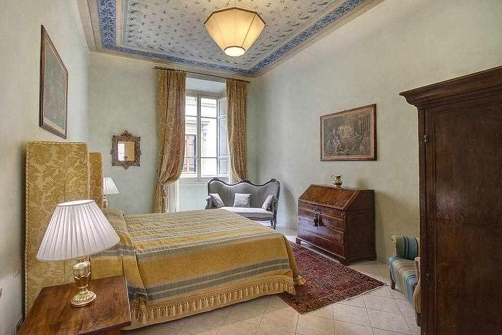 Apartment Piazza Repubblica Elegant