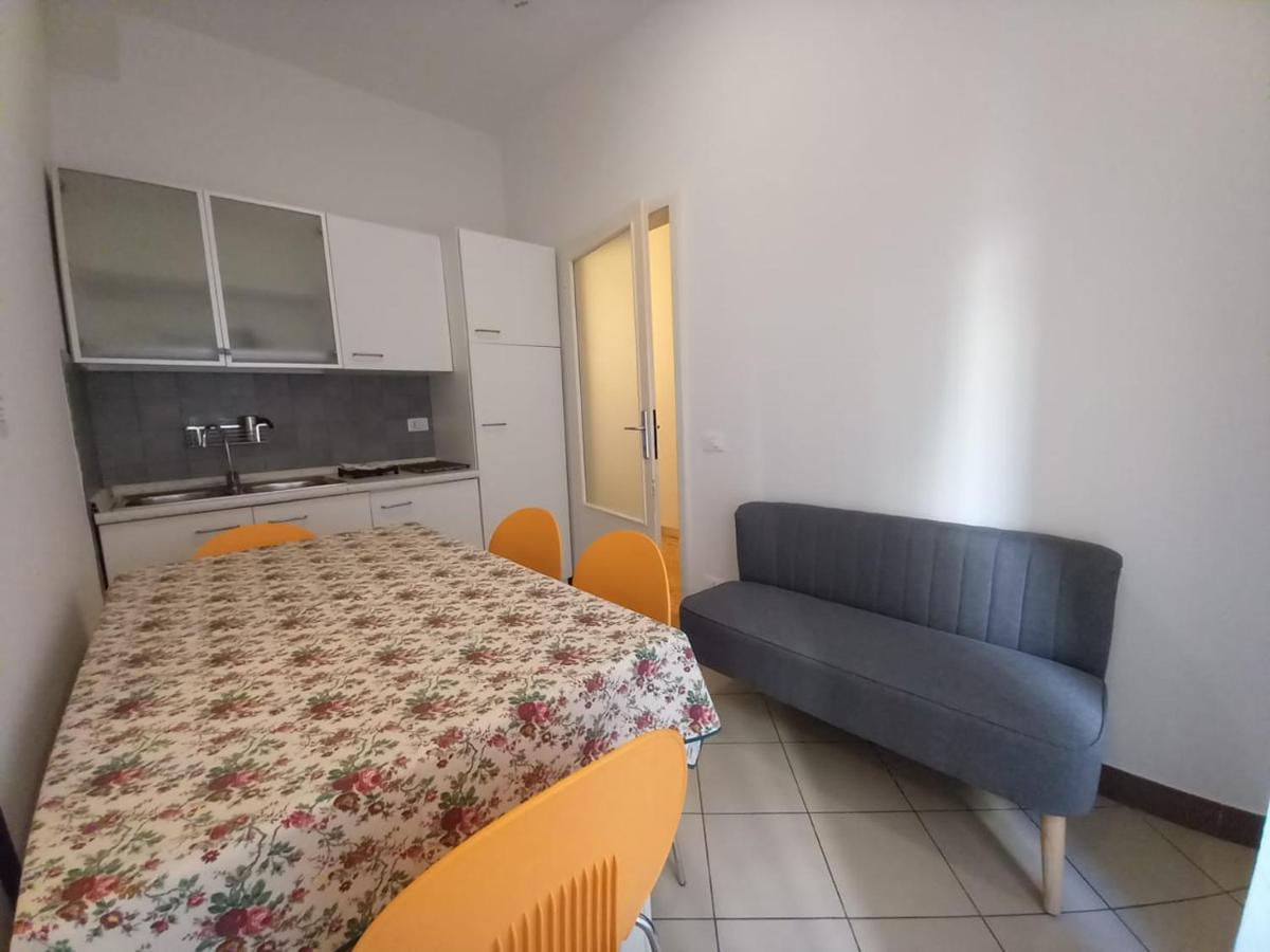 Apartment Guicciardini Second Floor Florence