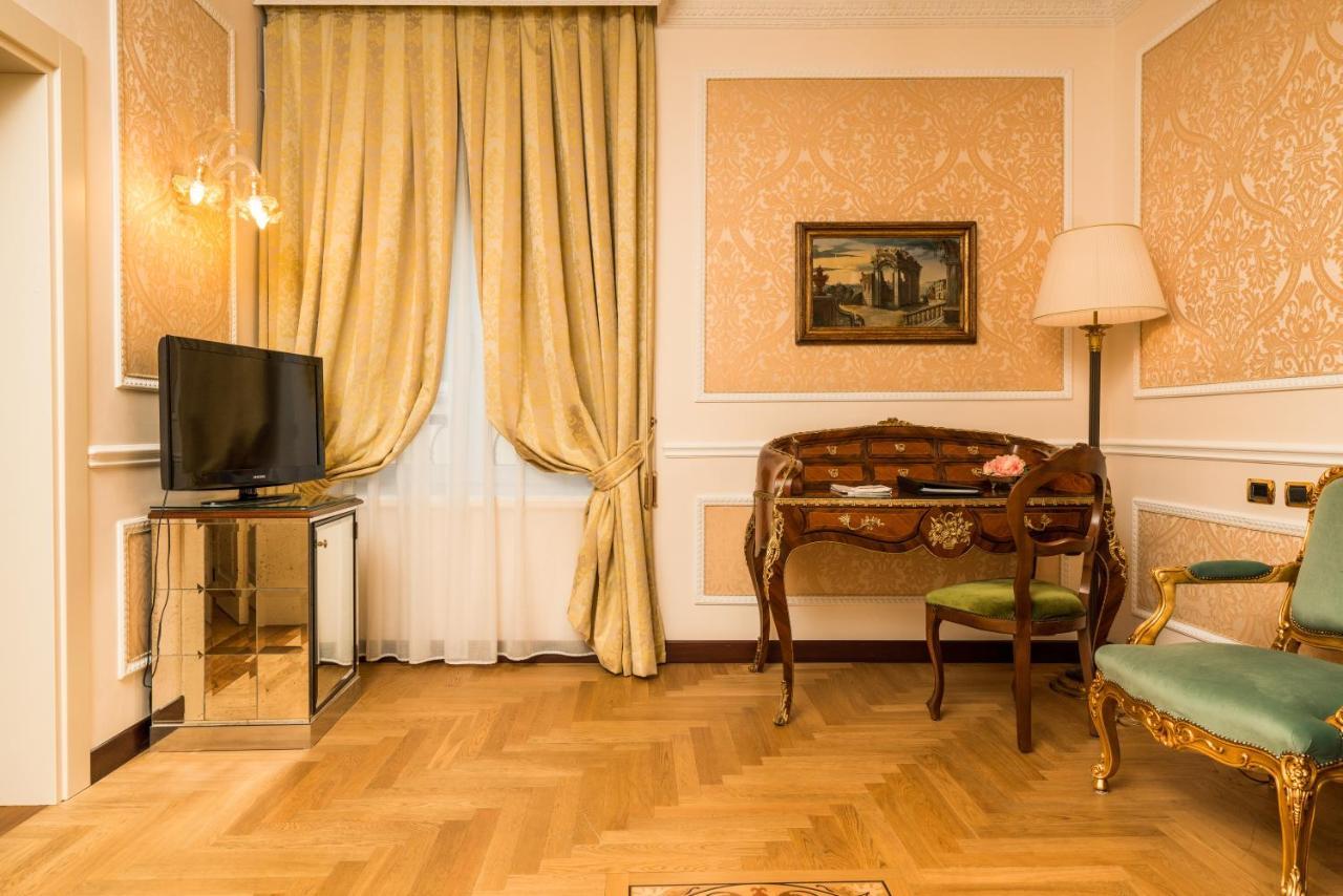 Bernini Palace Florence