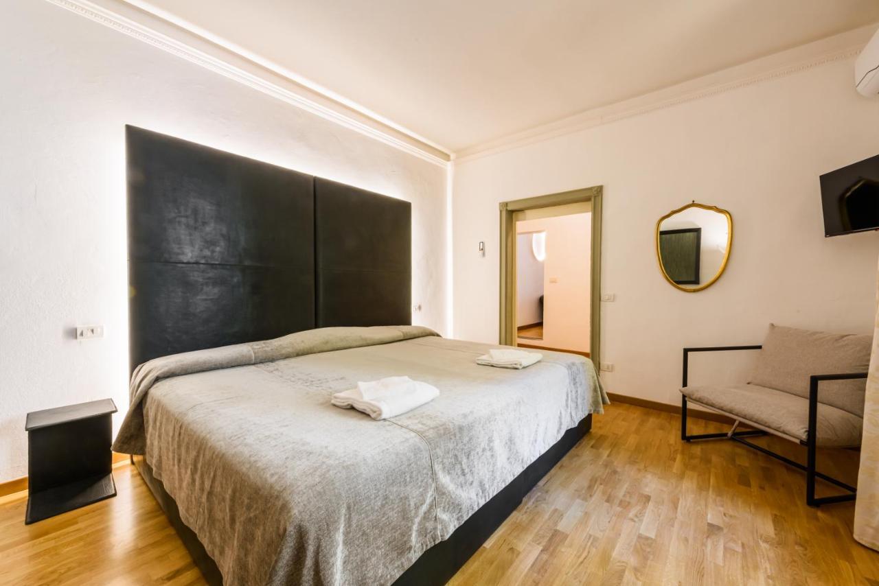 Couette-café Battistero Florence