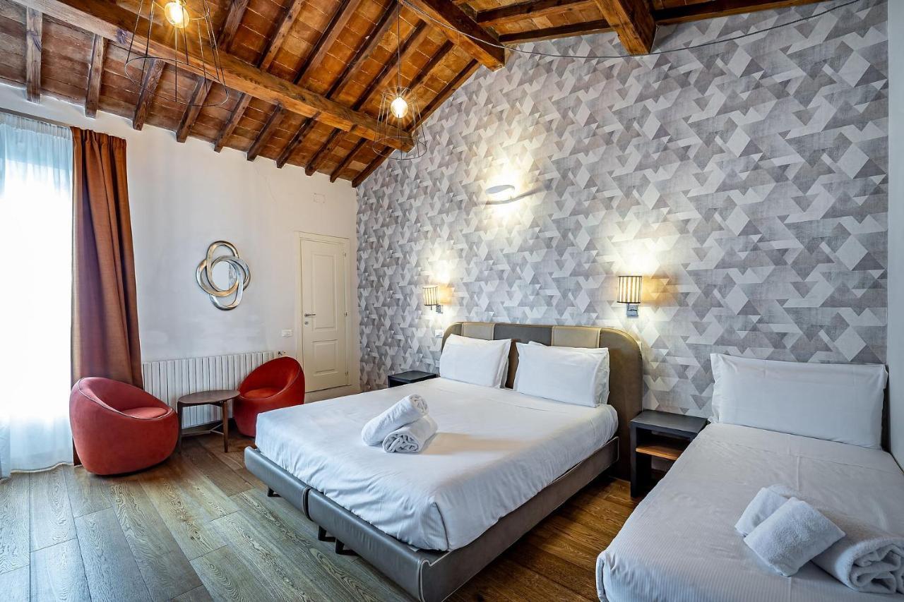 Martelli 6 & Couette-café Florence