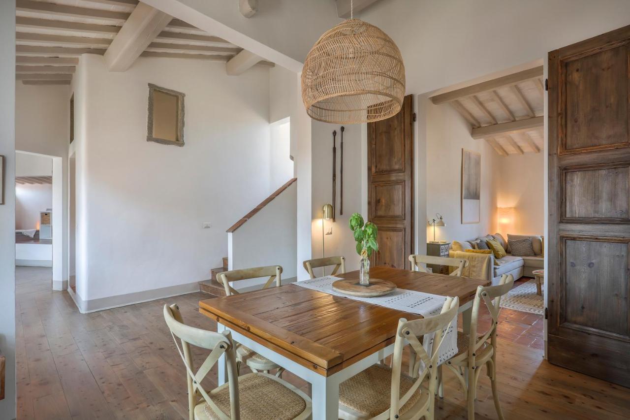 Panoramic Loft With Terrace Near Ponte Vecchio *