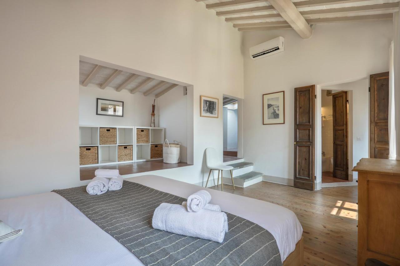Apartment Panoramic Loft With Terrace Near Ponte Vecchio
