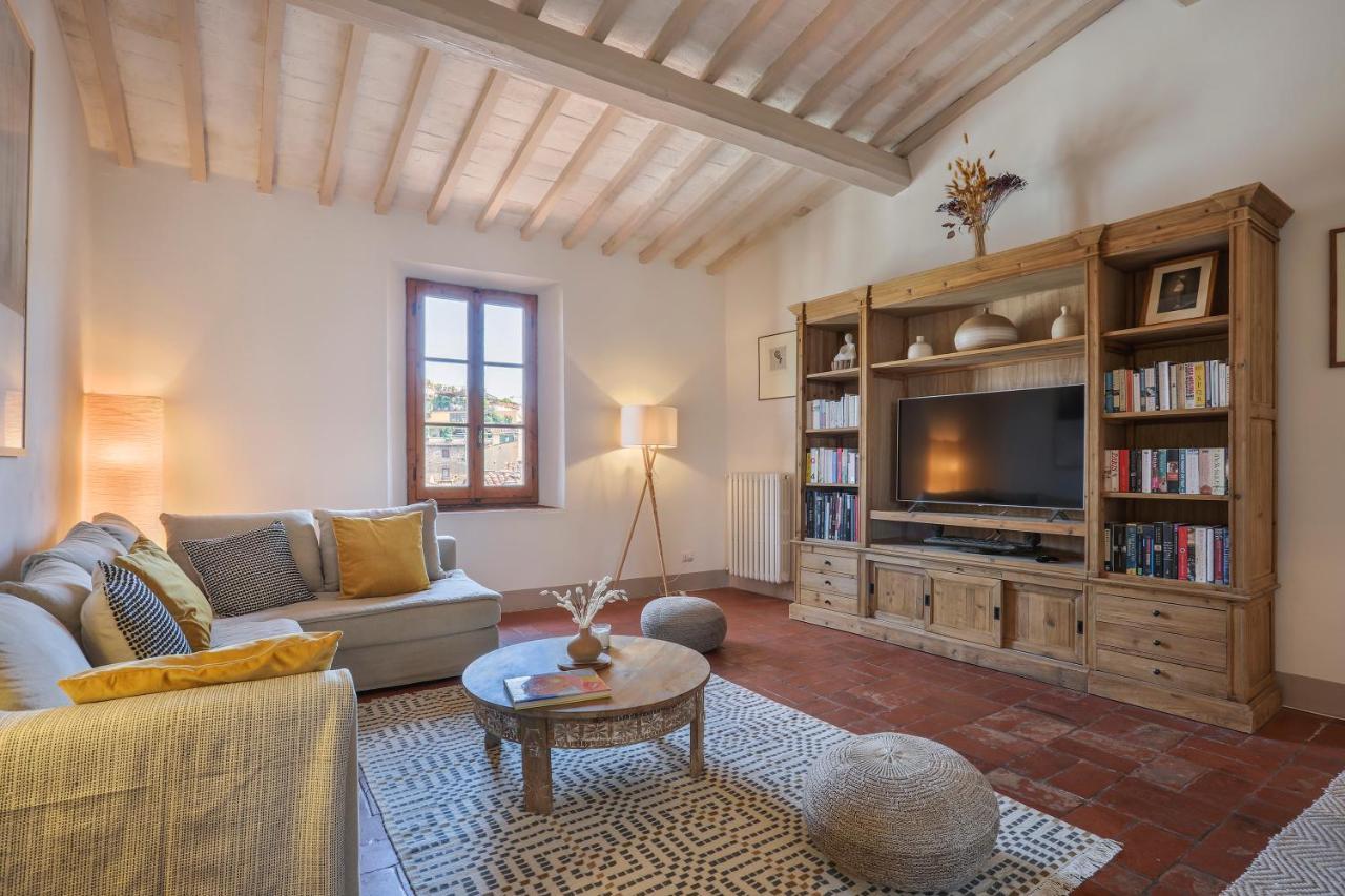 Panoramic Loft With Terrace Near Ponte Vecchio *