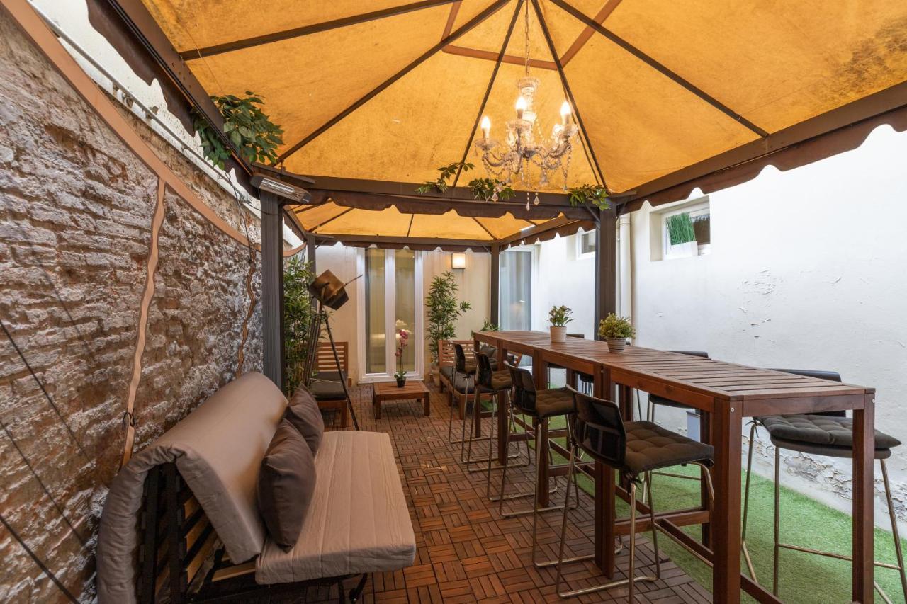 Pinti Patio *