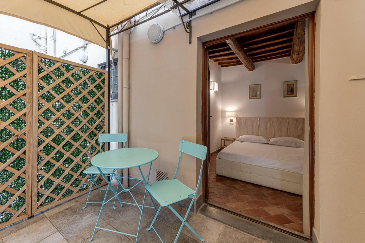 Ponte Vecchio Apartment Florence