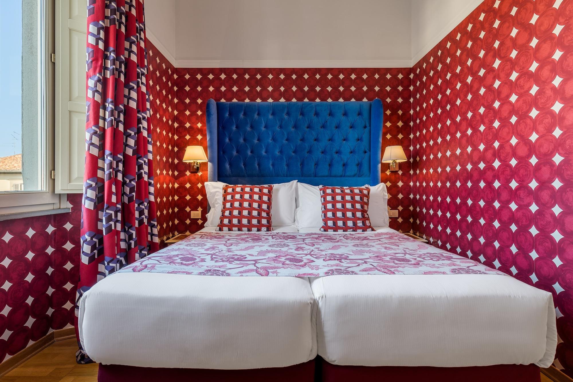 Mate Luca, Hotel 4*