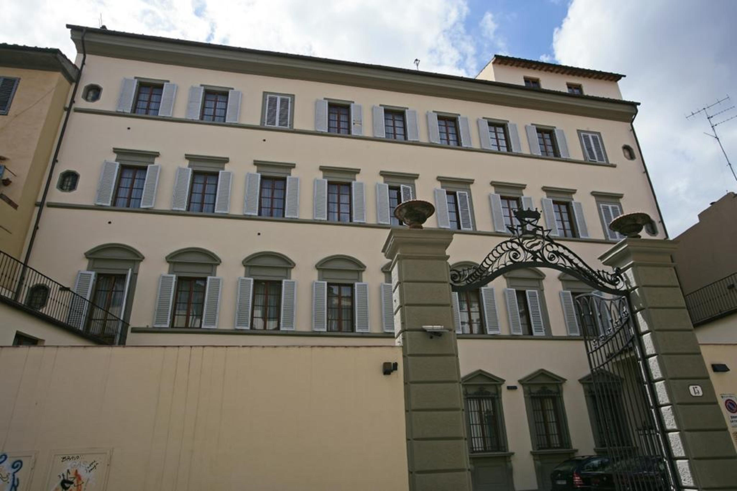 Palazzo Dei Ciompi Aparthotel