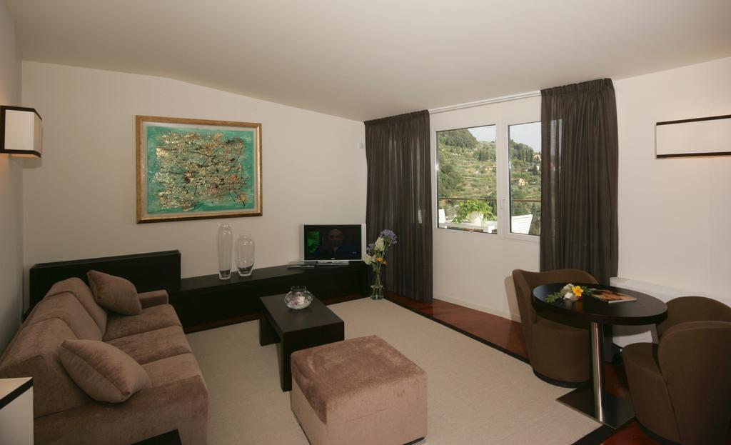 Aparthotel Eden Rock