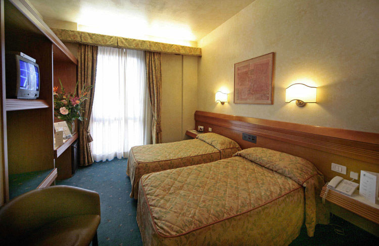 Grifone - Meetings & Hotel