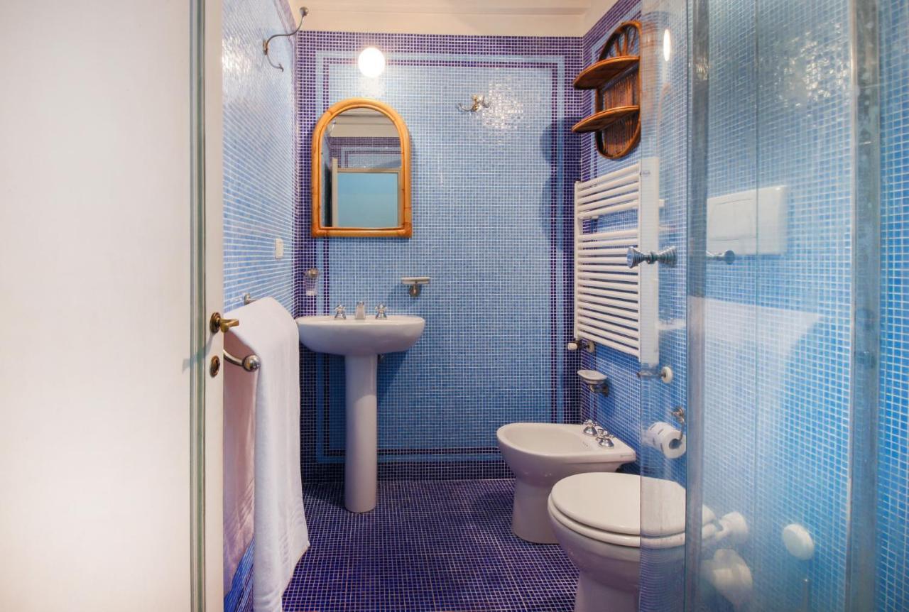 Apartment Florence- Borgo Pinti With Frescoes Florence
