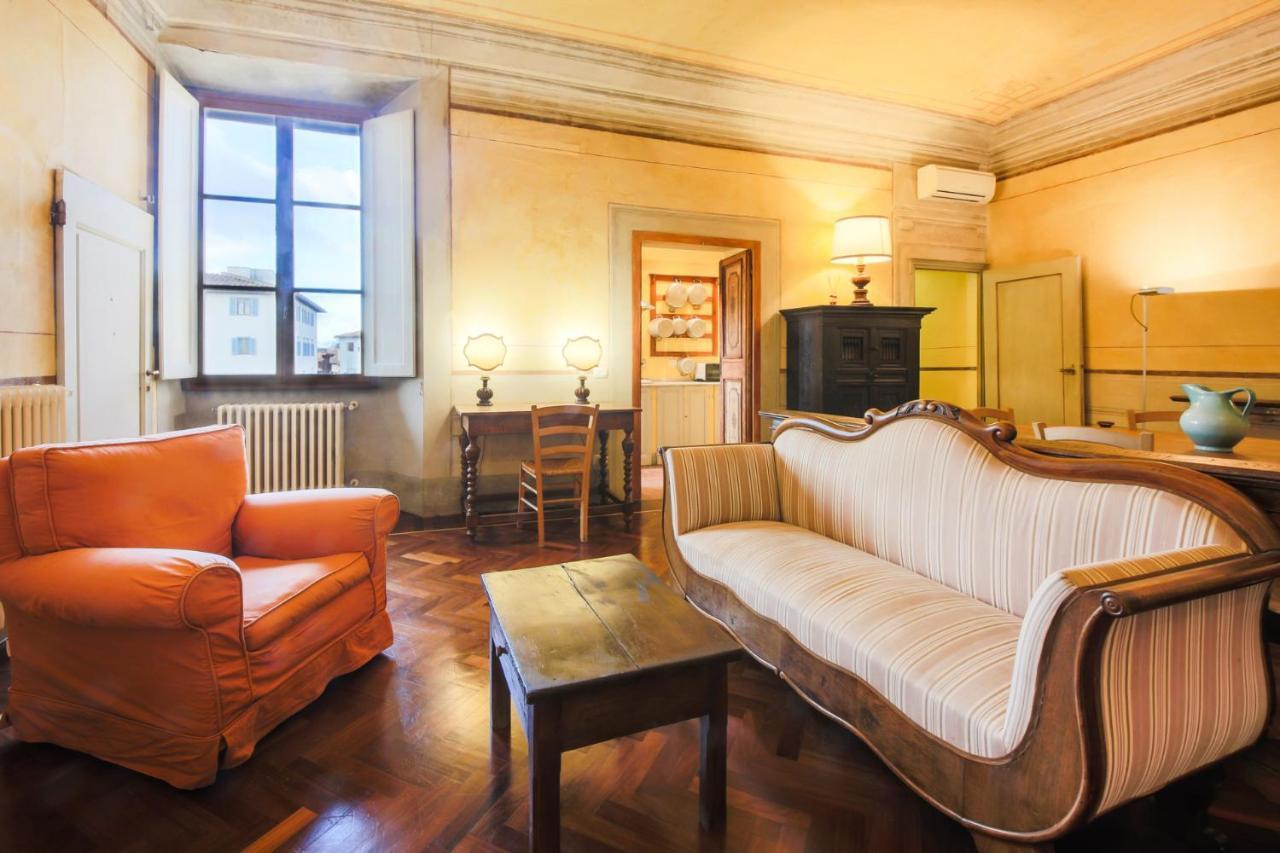Florence- Borgo Pinti With Frescoes Apartment Florence