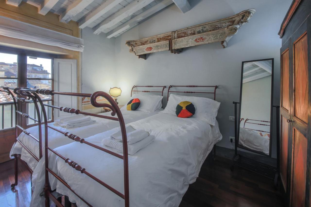 Florence- Borgo Pinti With Frescoes Apartment Florence