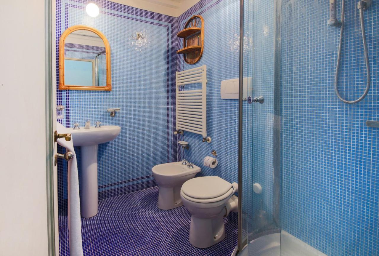 Florence- Borgo Pinti With Frescoes Apartment Florence
