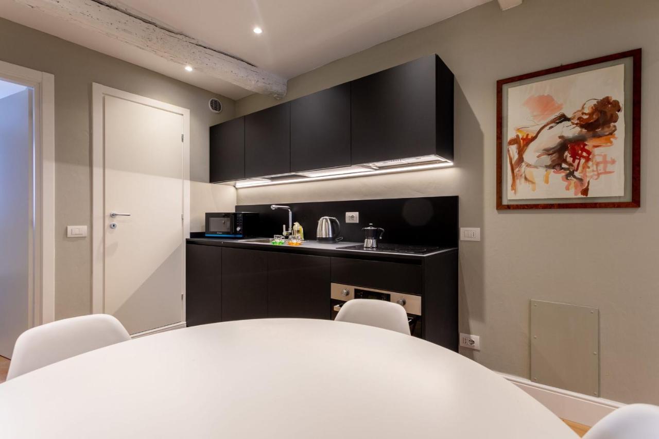 Lupi By Halldis Apartment