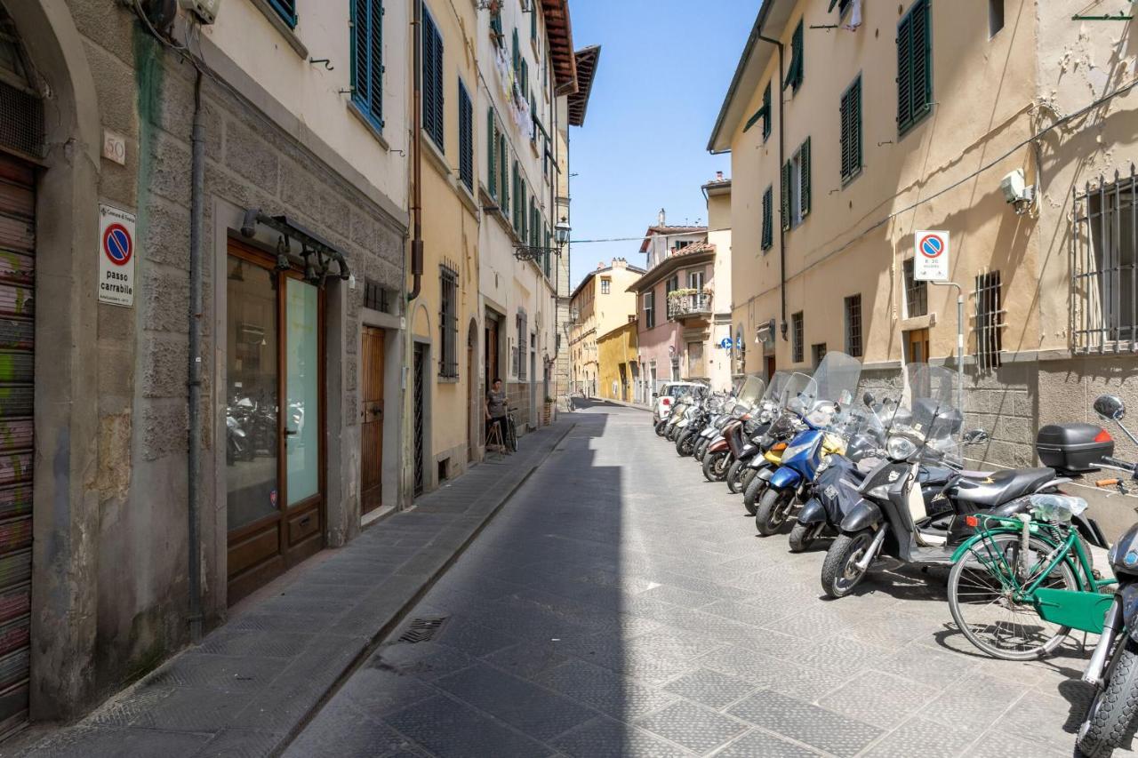 Lupi By Halldis Apartment Florence