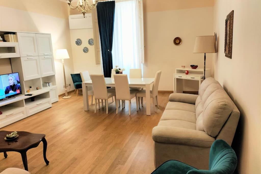 Appartement Ghibellina Elegant With 4 Bedrooms Florence