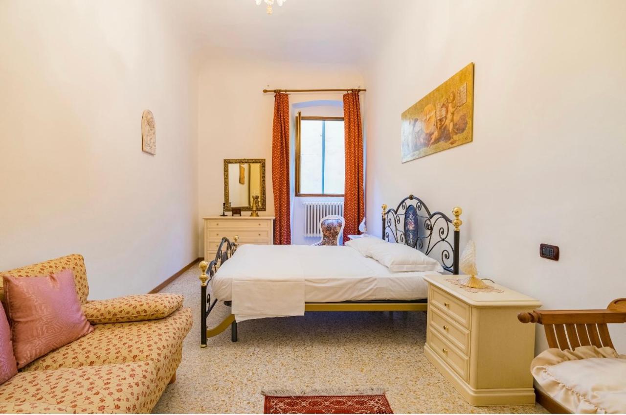 Central And Spacious Apartment Florence