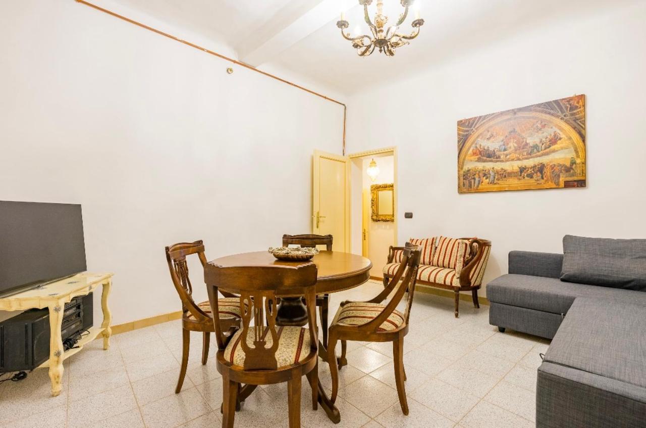 Apartment Central And Spacious Florence