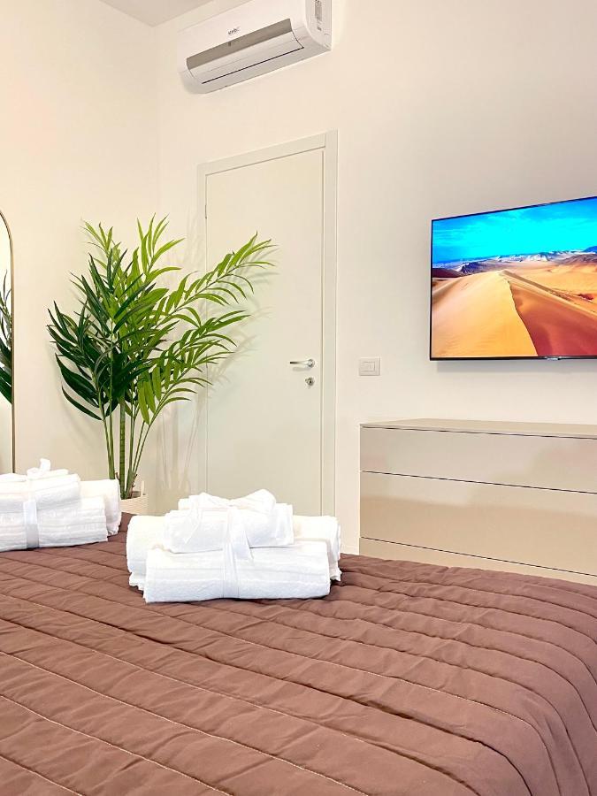 Casa Cavour Brown Apartment Florence