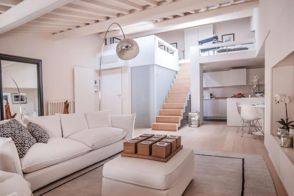 Modern Loft 2pax- Ponte Vecchio Apartment